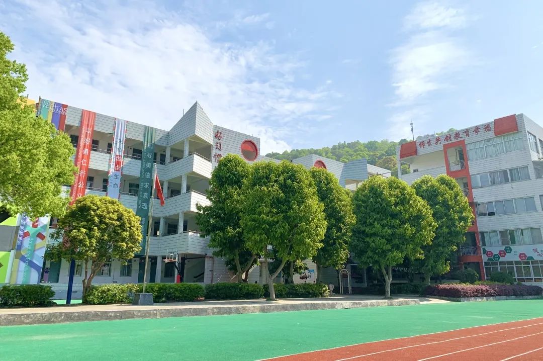 惟理达书院简介 惟理达书院简介